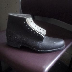 Pennsylvania Prison issued boots...